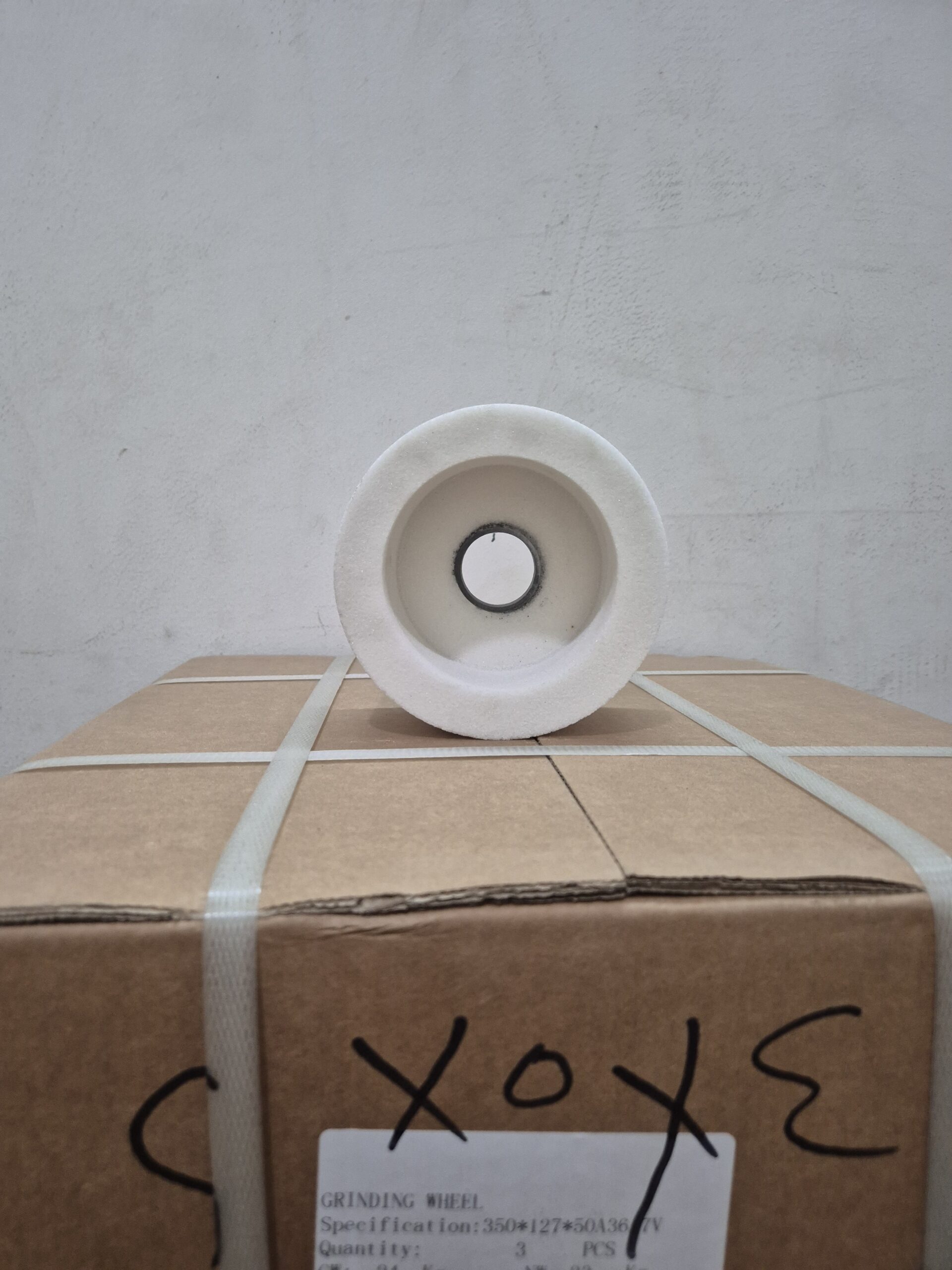 احجار تجليخ سطحي