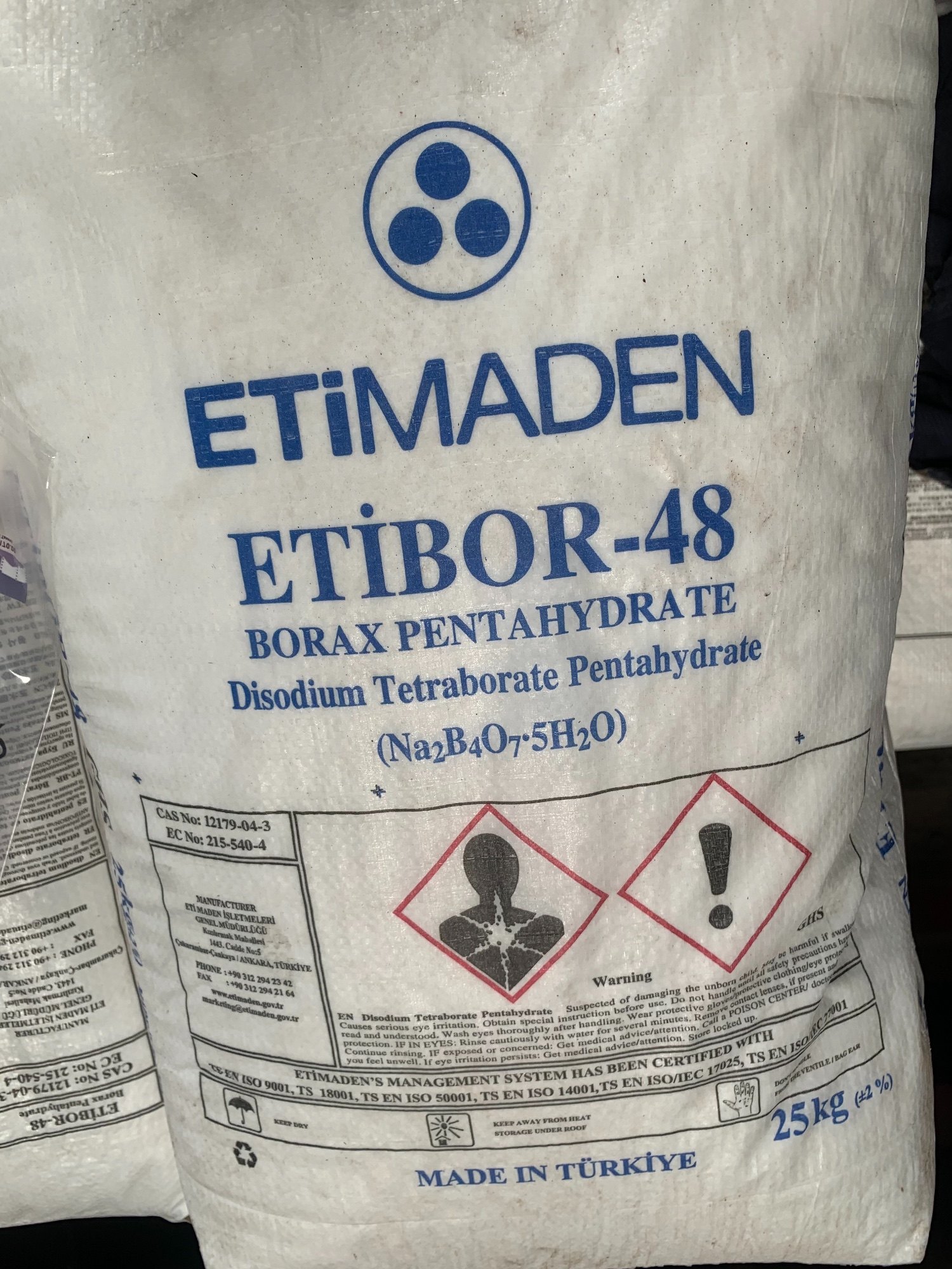 Borax pentahydrate